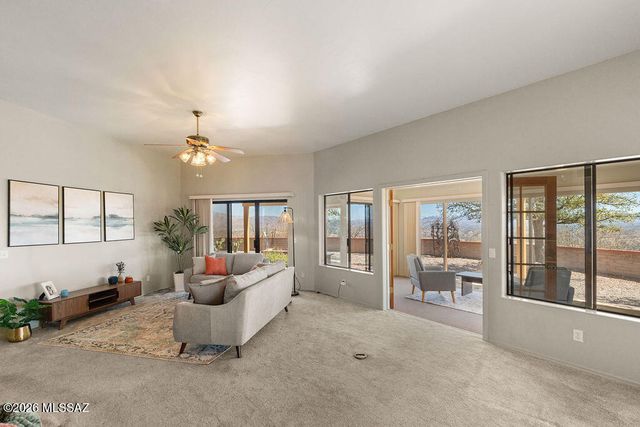 861 Via Mandan, Rio Rico, AZ 85648