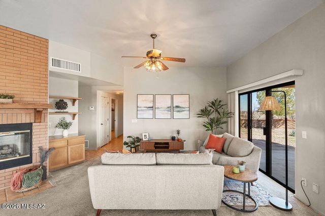 861 Via Mandan, Rio Rico, AZ 85648