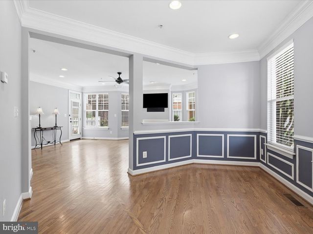 10009 ORLAND STONE DR, Bristow, VA 20136
