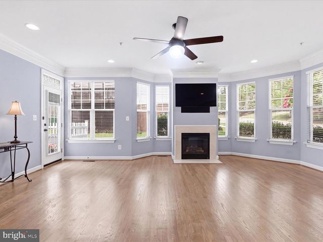 10009 ORLAND STONE DR, Bristow, VA 20136