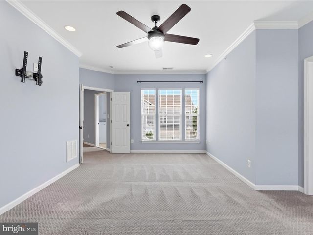 10009 ORLAND STONE DR, Bristow, VA 20136