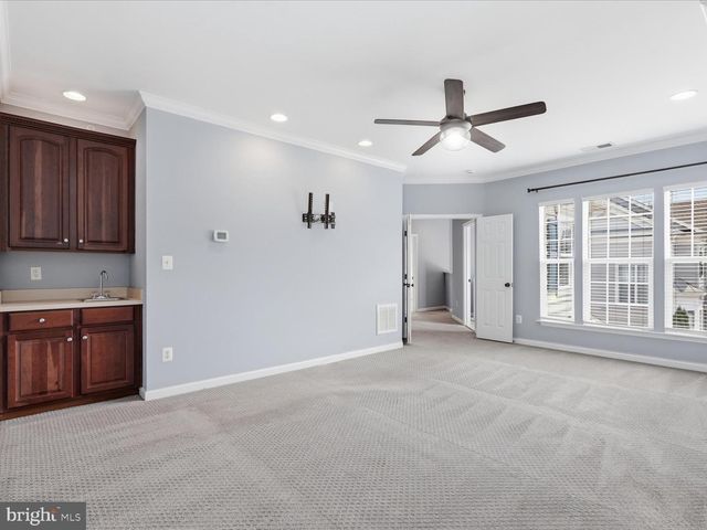 10009 ORLAND STONE DR, Bristow, VA 20136
