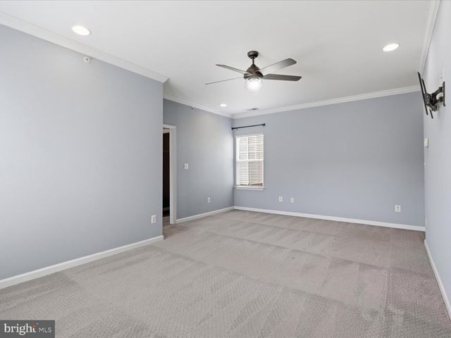 10009 ORLAND STONE DR, Bristow, VA 20136