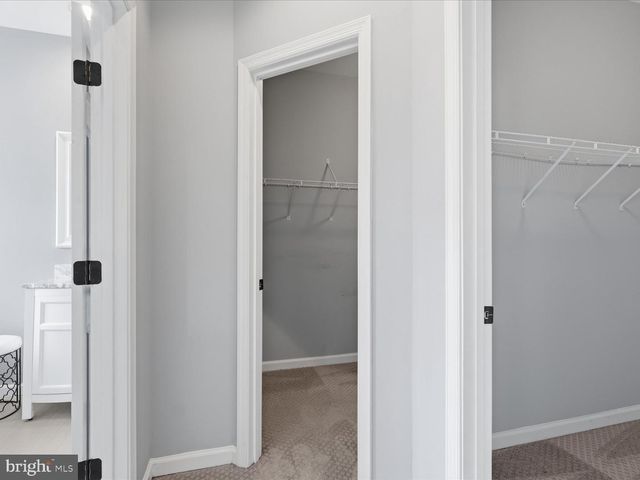 10009 ORLAND STONE DR, Bristow, VA 20136