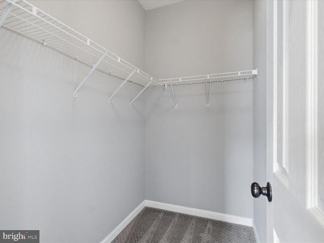 10009 ORLAND STONE DR, Bristow, VA 20136