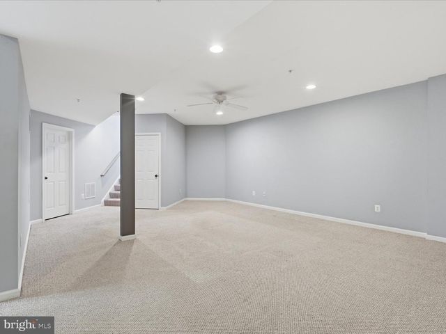10009 ORLAND STONE DR, Bristow, VA 20136