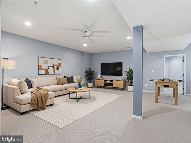 10009 ORLAND STONE DR, Bristow, VA 20136