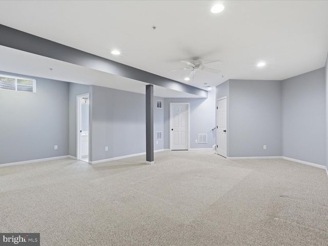 10009 ORLAND STONE DR, Bristow, VA 20136