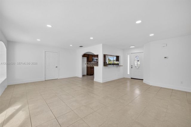 310 SW Bridgeport Dr, Port St. Lucie, FL 34953