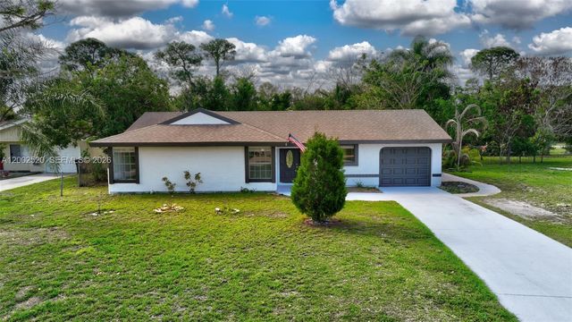 310 SW Bridgeport Dr, Port St. Lucie, FL 34953