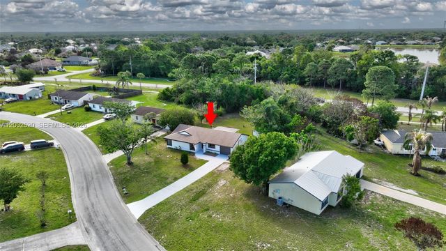 310 SW Bridgeport Dr, Port St. Lucie, FL 34953