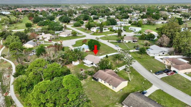 310 SW Bridgeport Dr, Port St. Lucie, FL 34953