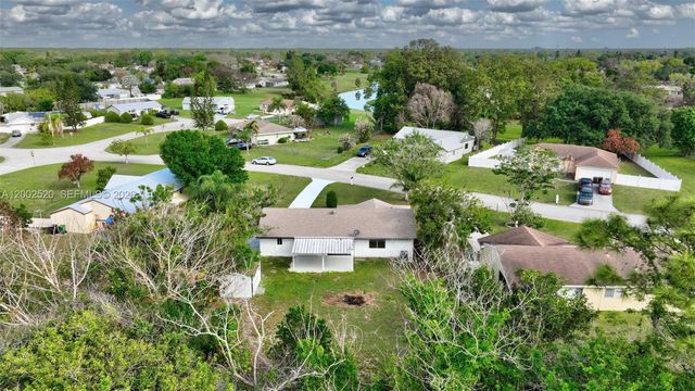 310 SW Bridgeport Dr, Port St. Lucie, FL 34953