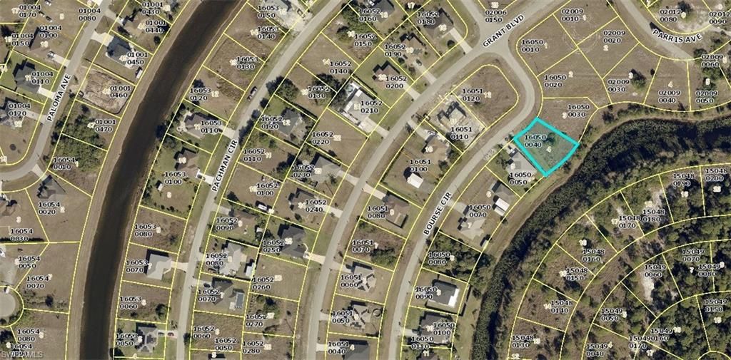 547 Bourse CIR, LEHIGH ACRES, FL 33974 — photo 2