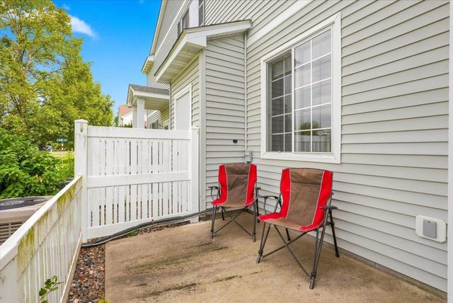 13043 Europa Trail Way N A, Hugo, MN 55038