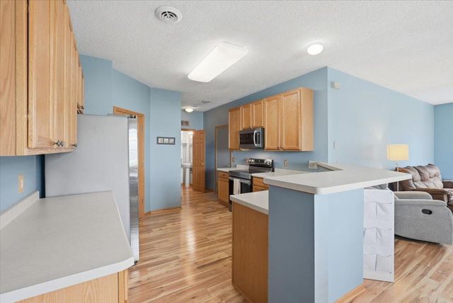 13043 Europa Trail Way N A, Hugo, MN 55038