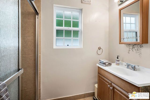 543 N Paseo De Anza, Palm Springs, CA 92262