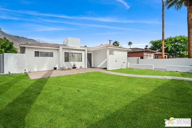 543 N Paseo De Anza, Palm Springs, CA 92262