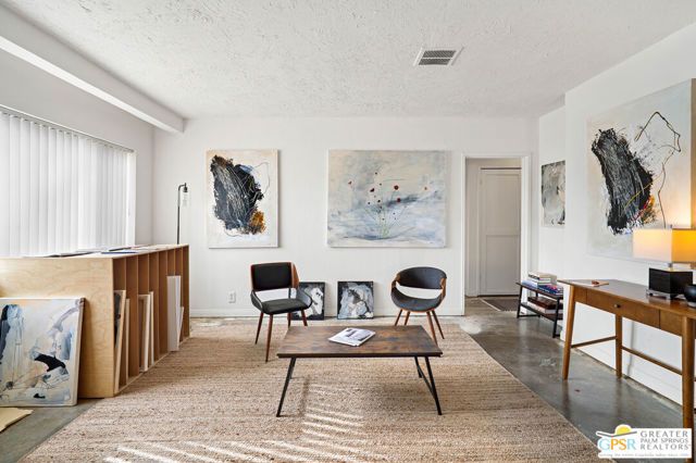 543 N Paseo De Anza, Palm Springs, CA 92262