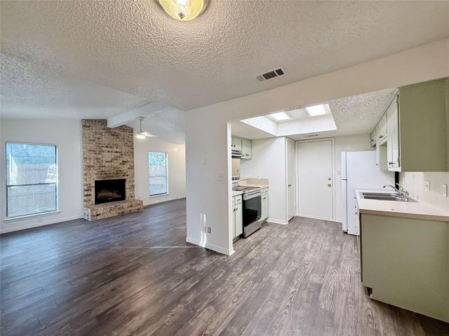 3411 Minnie ST B, Austin, TX 78745