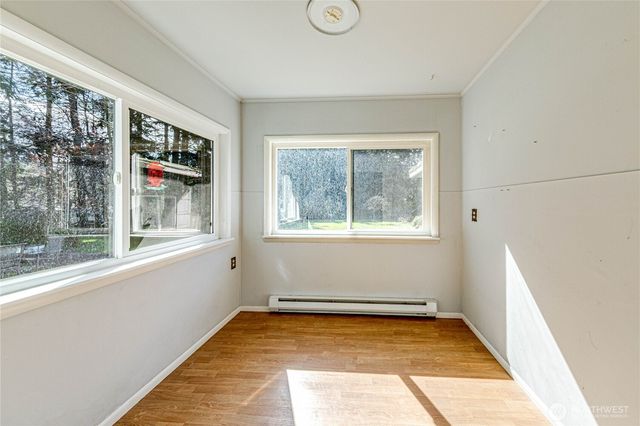 2016 W 10th Street, Port Angeles, WA 98363