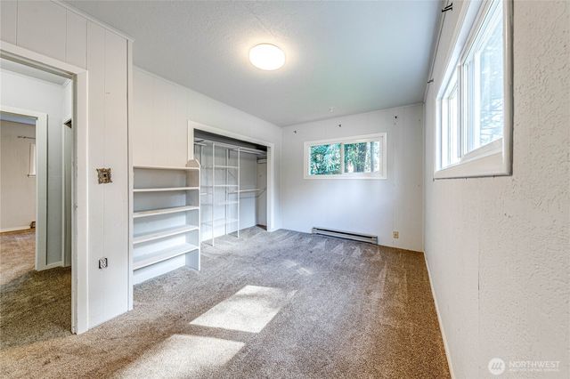 2016 W 10th Street, Port Angeles, WA 98363