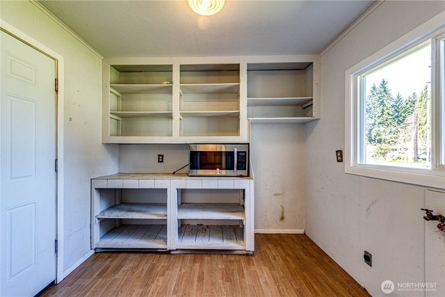 2016 W 10th Street, Port Angeles, WA 98363