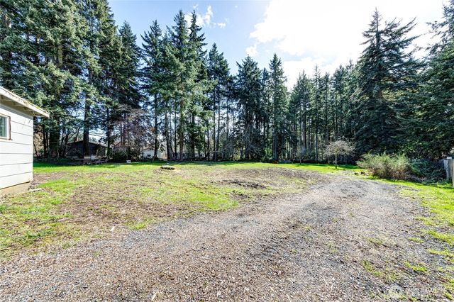 2016 W 10th Street, Port Angeles, WA 98363