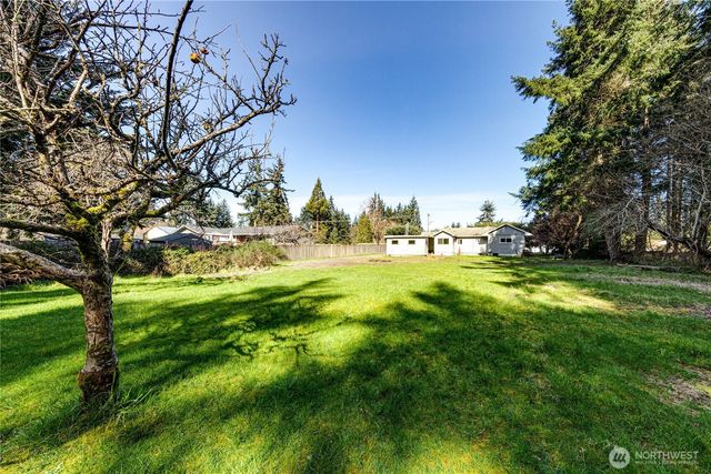 2016 W 10th Street, Port Angeles, WA 98363