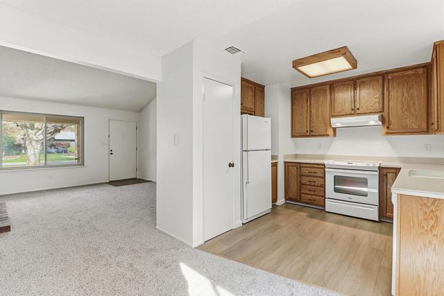 3500 Faberge Way, Sacramento, CA 95826