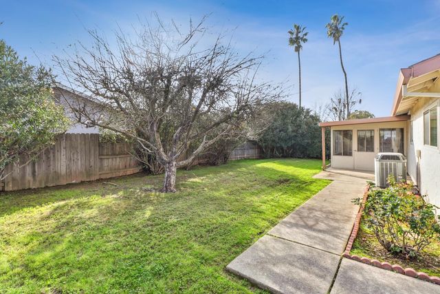 3500 Faberge Way, Sacramento, CA 95826