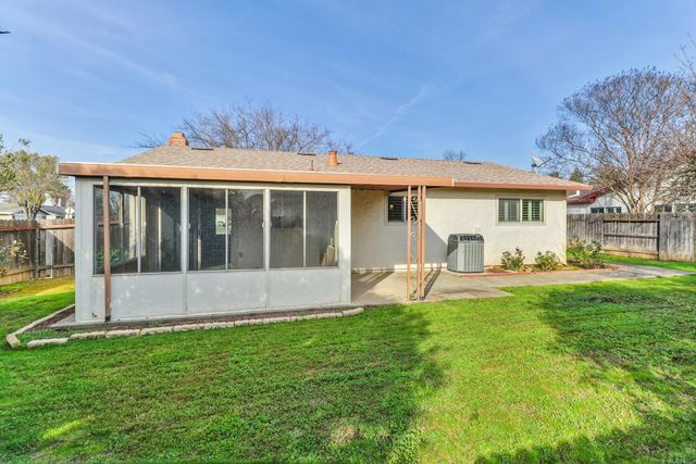 3500 Faberge Way, Sacramento, CA 95826