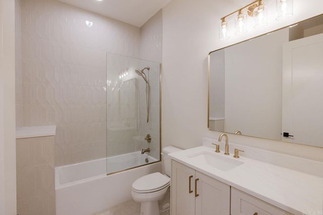 7048 Hannah Ln, Benton, AR 72019