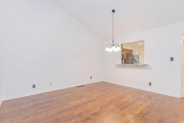1415 Timberlake Road, Evansville, IN 47720