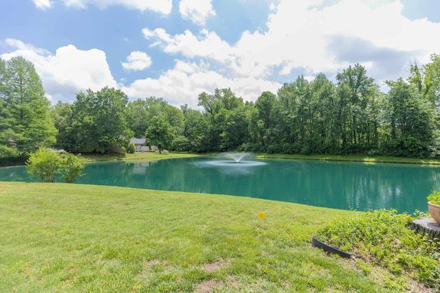 1415 Timberlake Road, Evansville, IN 47720