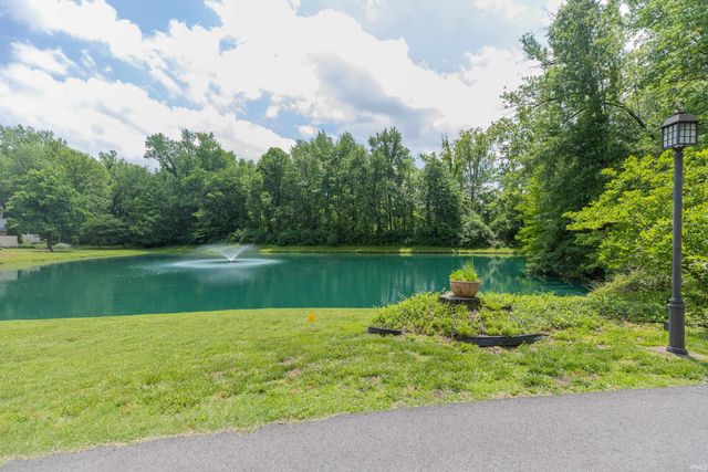 1415 Timberlake Road, Evansville, IN 47720