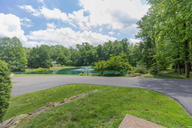 1415 Timberlake Road, Evansville, IN 47720