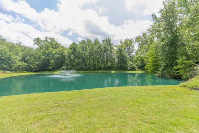 1415 Timberlake Road, Evansville, IN 47720