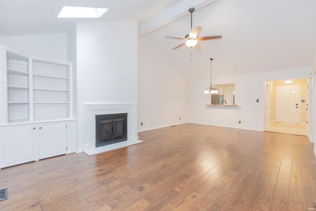 1415 Timberlake Road, Evansville, IN 47720