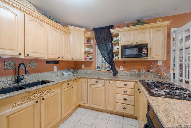 214 Schmeltzer, San Antonio, TX 78213