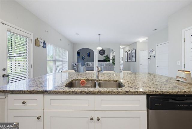 10 Paladin Drive, Covington, GA 30016