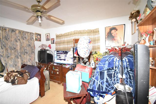 1909 Avenue C, Bay City, TX 77414