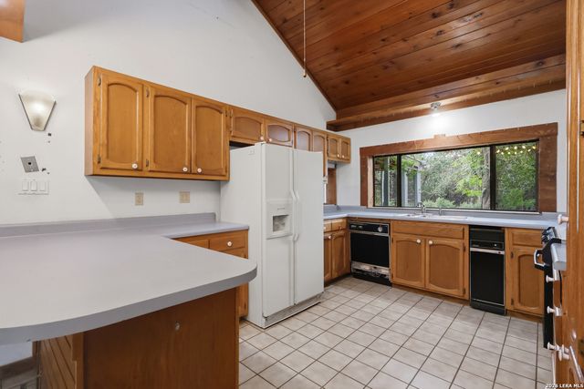 6312 LOCHE HVN, Bulverde, TX 78163