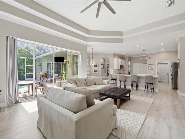 18931 CHAVILLE ROAD, Lutz, FL 33558