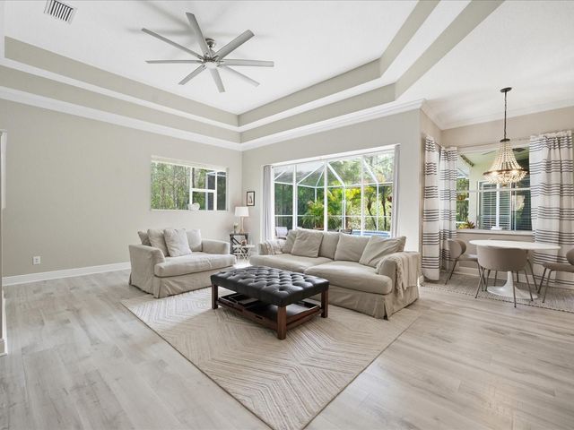 18931 CHAVILLE ROAD, Lutz, FL 33558