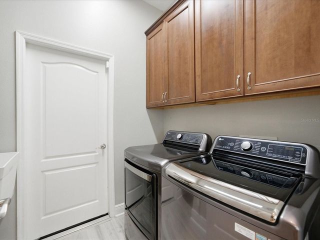 18931 CHAVILLE ROAD, Lutz, FL 33558