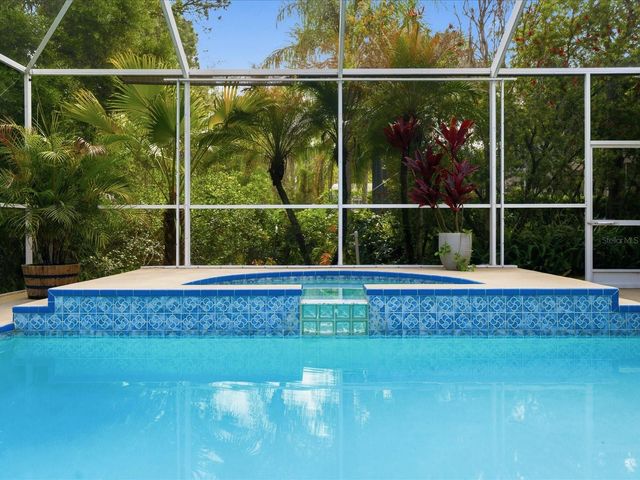 18931 CHAVILLE ROAD, Lutz, FL 33558