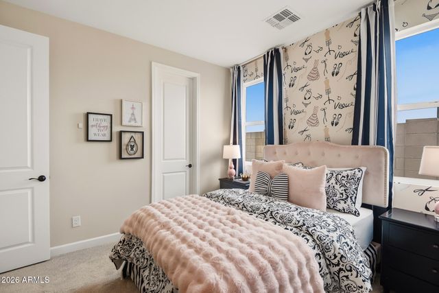 17508 W SOUTHGATE Avenue, Goodyear, AZ 85338