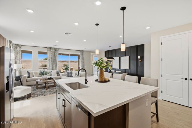 17508 W SOUTHGATE Avenue, Goodyear, AZ 85338