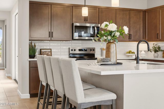 17508 W SOUTHGATE Avenue, Goodyear, AZ 85338